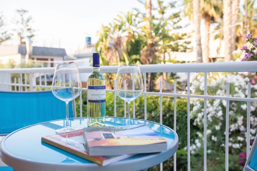 B&B Olas Del Mar チェファル 部屋 写真